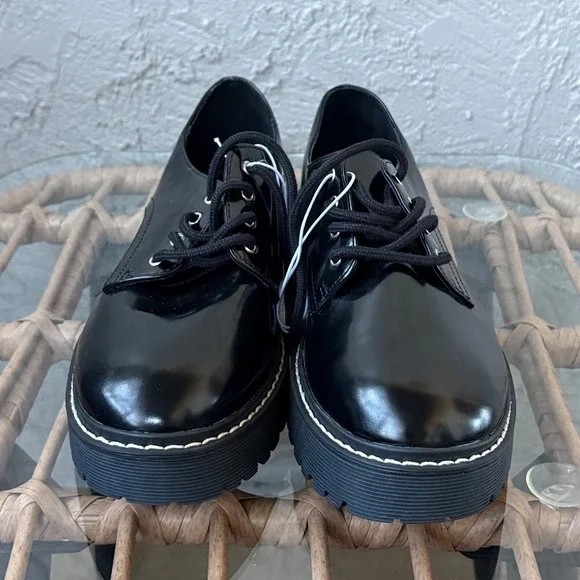 Womens Platform Oxford Shoes Black Lace Up Lug Sole Chunky New Look - Picture 2 of 6